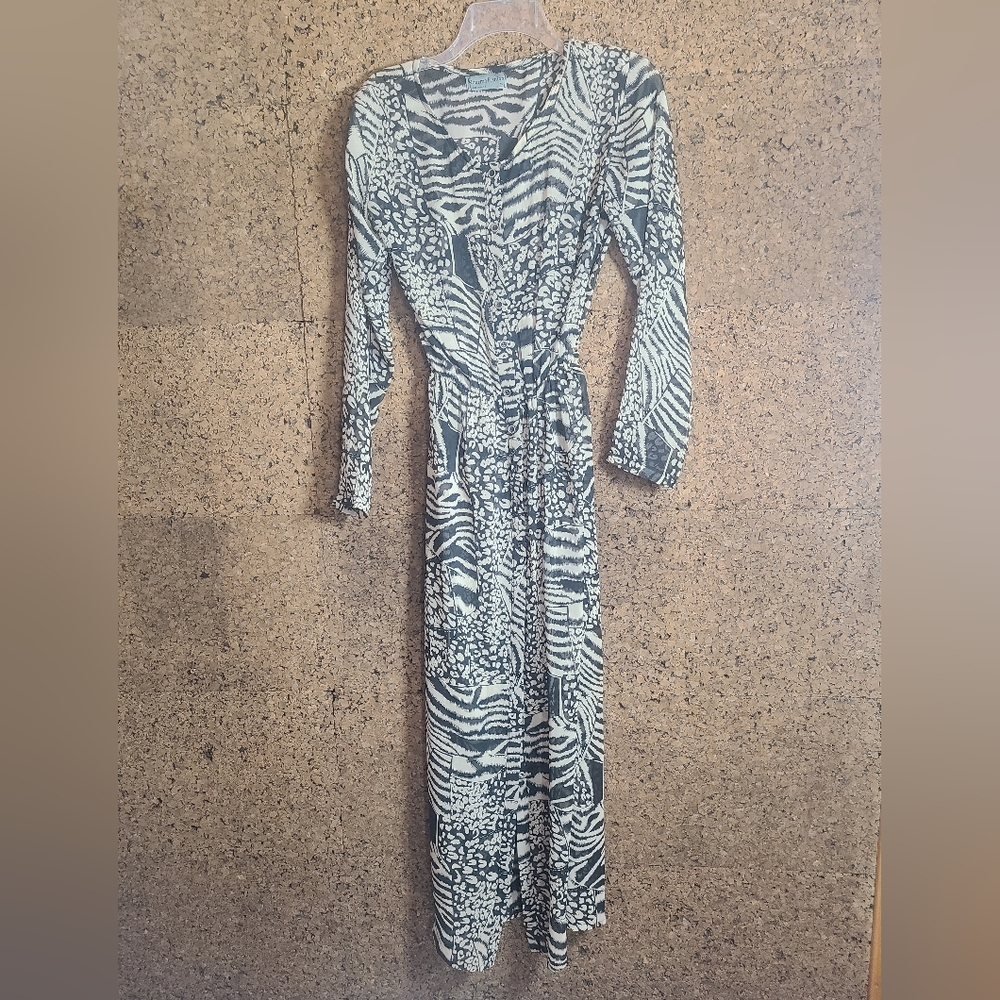 Wemen light maxi dress / cardigan